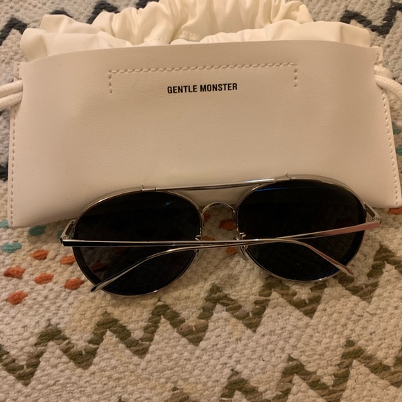 Gentle Monster Sunglasses - Picture 2 of 3